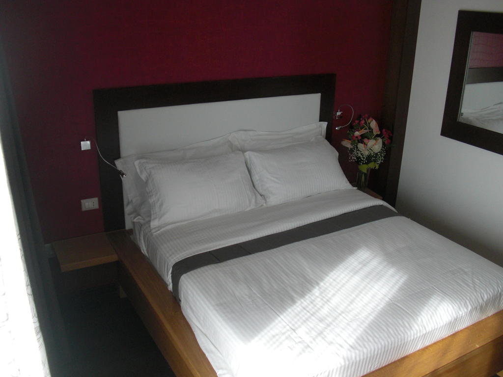 B&B Radici24 Battipaglia Kamer foto