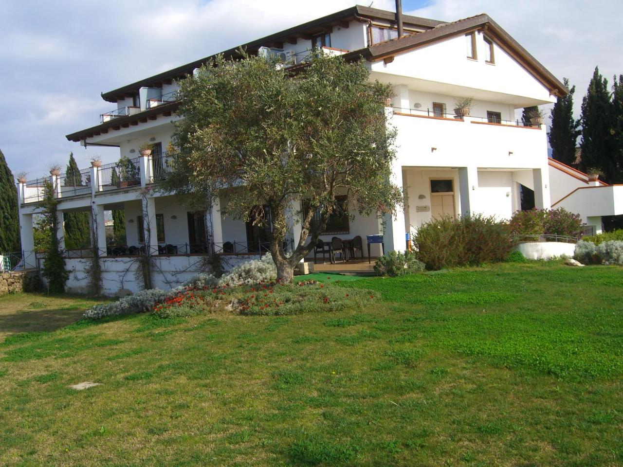 B&B Radici24 Battipaglia Buitenkant foto